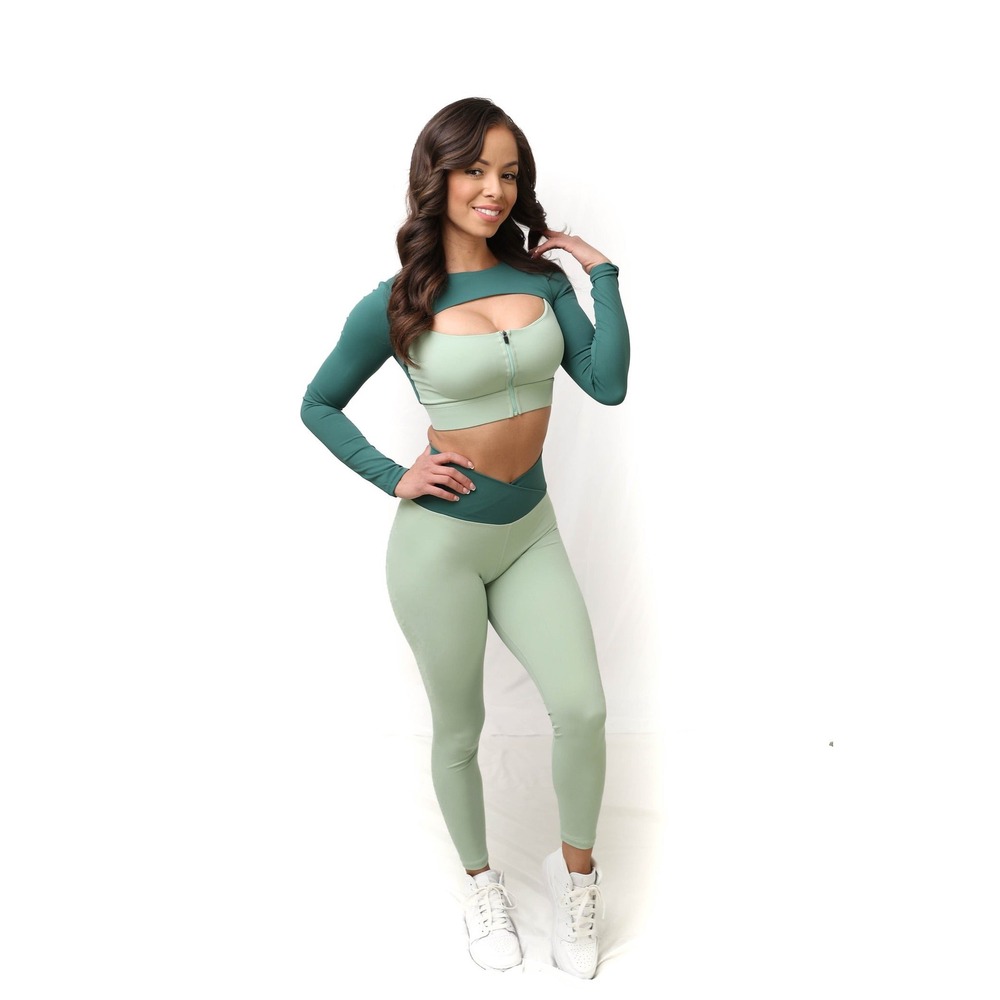 Green Colorblock‎ Activewear Set Long Sleeve Crop Top Leggings Medium Fits Small
